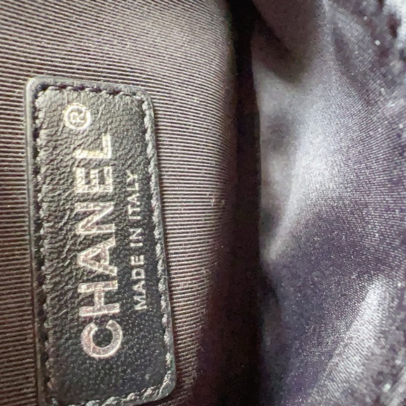 Chanel Medium Caviar Black Boy Bag Silver - Picture 12 of 13